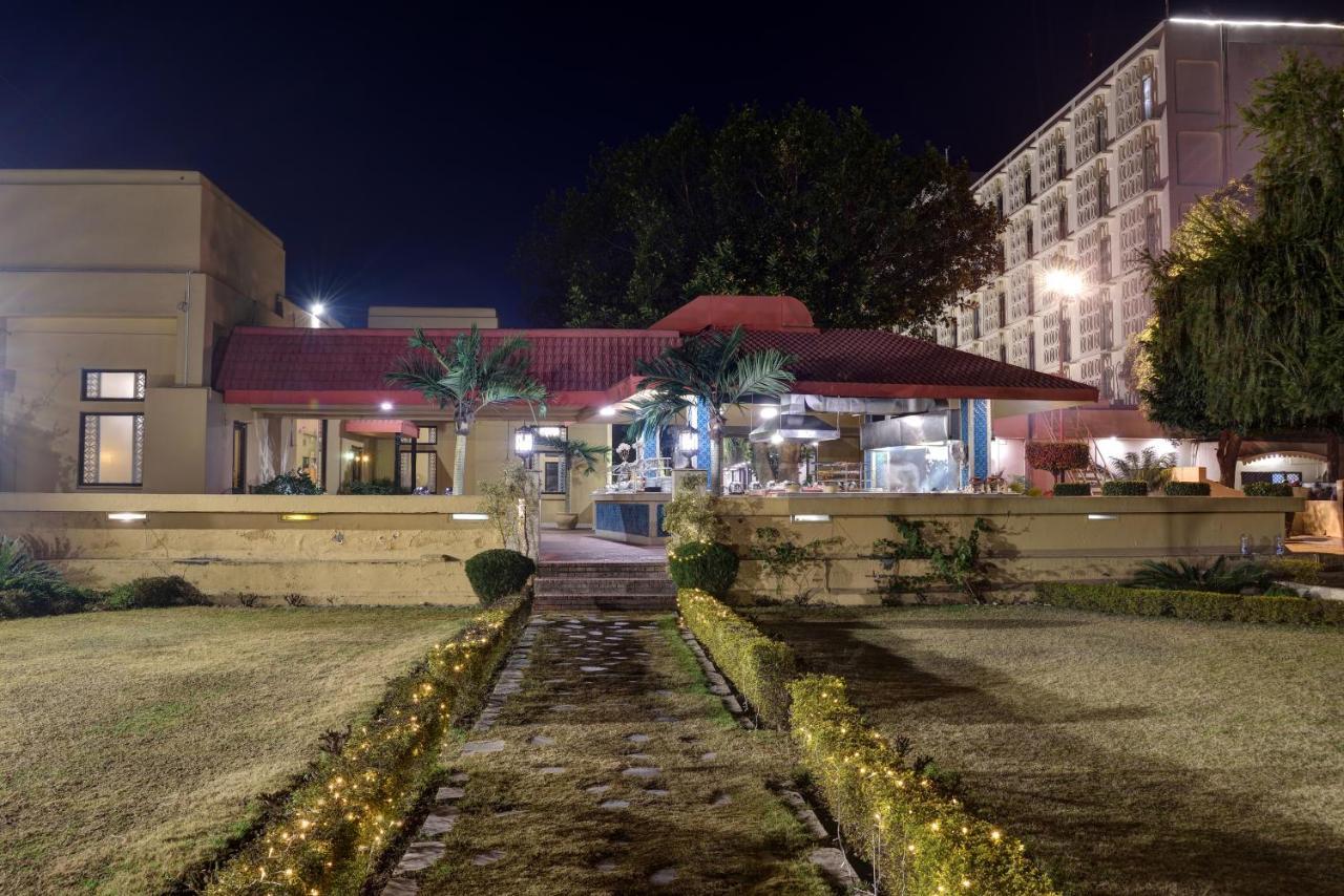 Pearl Continental Hotel, Rawalpindi Ngoại thất bức ảnh